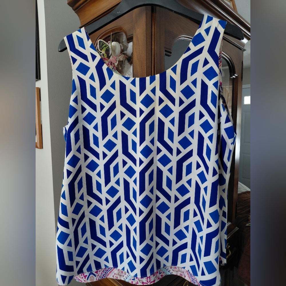 Chicos Reversable Geometric Patterned Sleeveless … - image 4